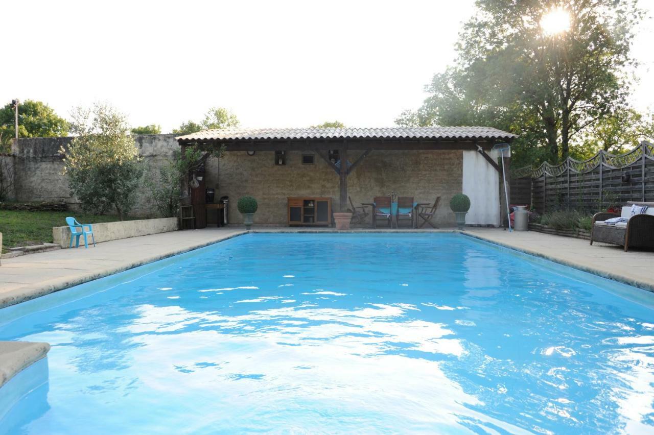 Les Demeures De La Laigne Bed & Breakfast Allas-Bocage Exterior photo